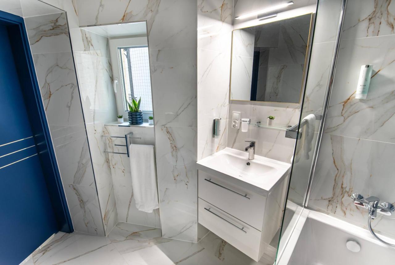 Apartamenty Yeti & Wilka W Centrum Chorzowa - Yeti Ngoại thất bức ảnh